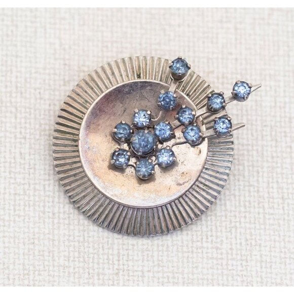 Vintage Circular Blue Rhinestones Intricate Geometric Spiral Brooch Pin - A11 - Picture 1 of 2